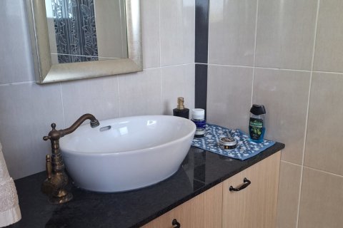 3 bedrooms Townhouse in Dali, Nicosia,  No. 40122 12