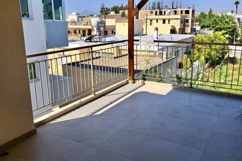 3 bedrooms Apartment in Livadia, Larnaka,  No. 40123 2