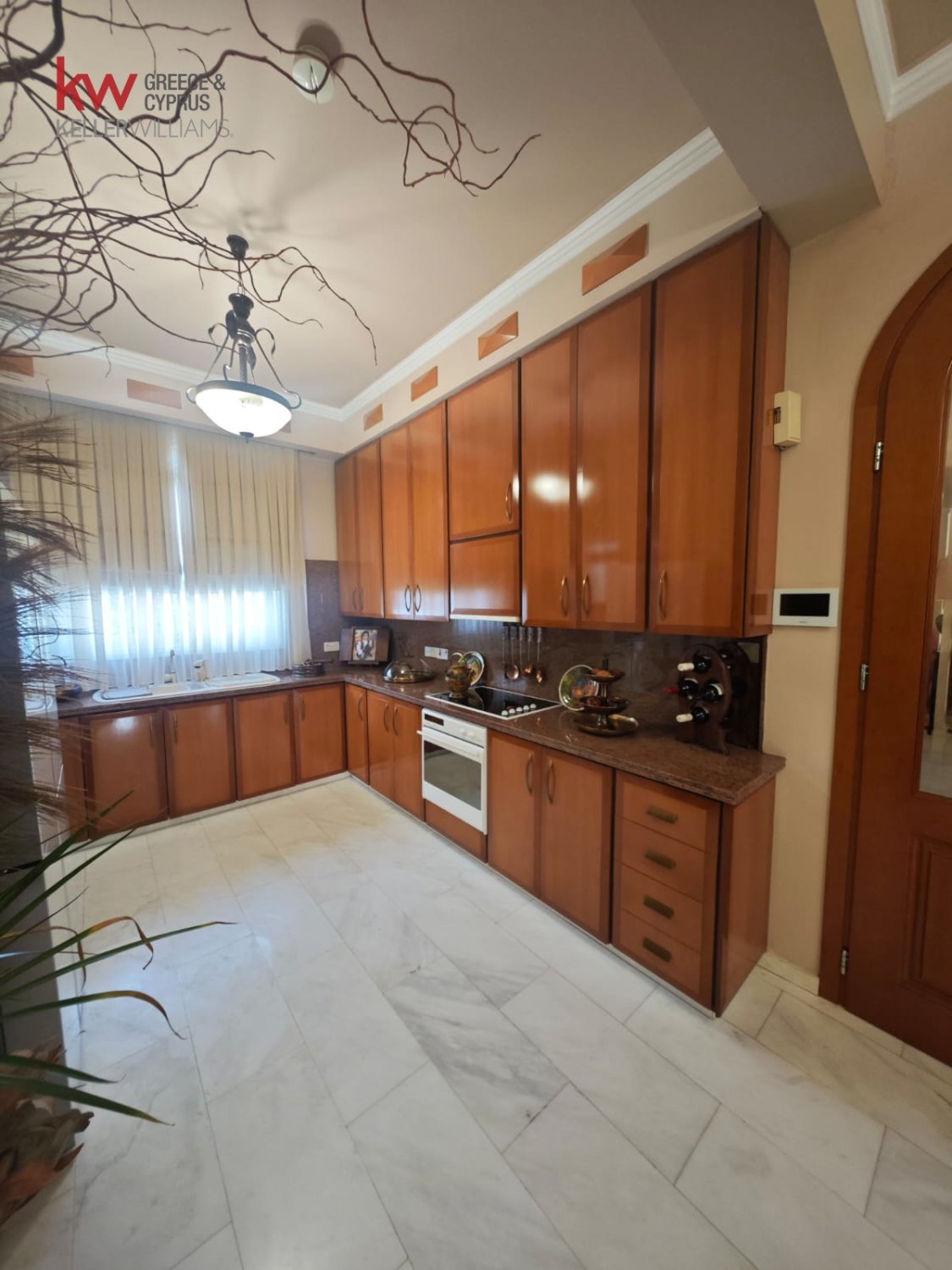 5 bedrooms Townhouse in Larnaka, Cyprus No. 40126