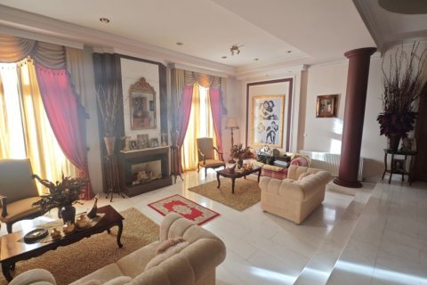 5 bedrooms Townhouse in Larnaka,  No. 40126 28