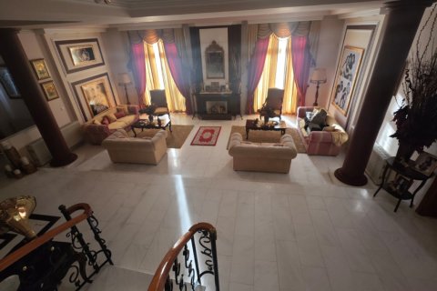 5 bedrooms Townhouse in Larnaka,  No. 40126 6