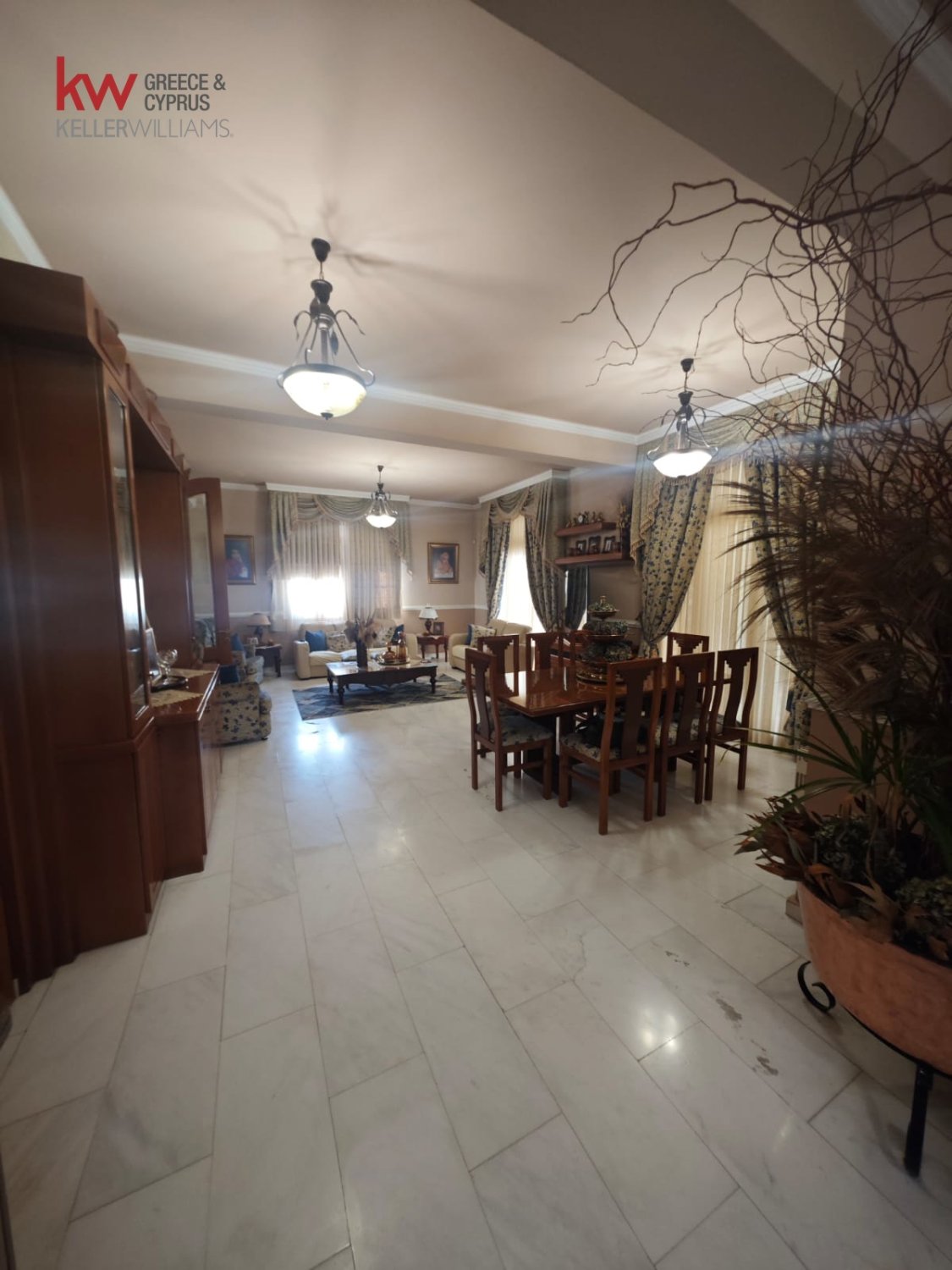 5 bedrooms Townhouse in Larnaka, Cyprus No. 40126