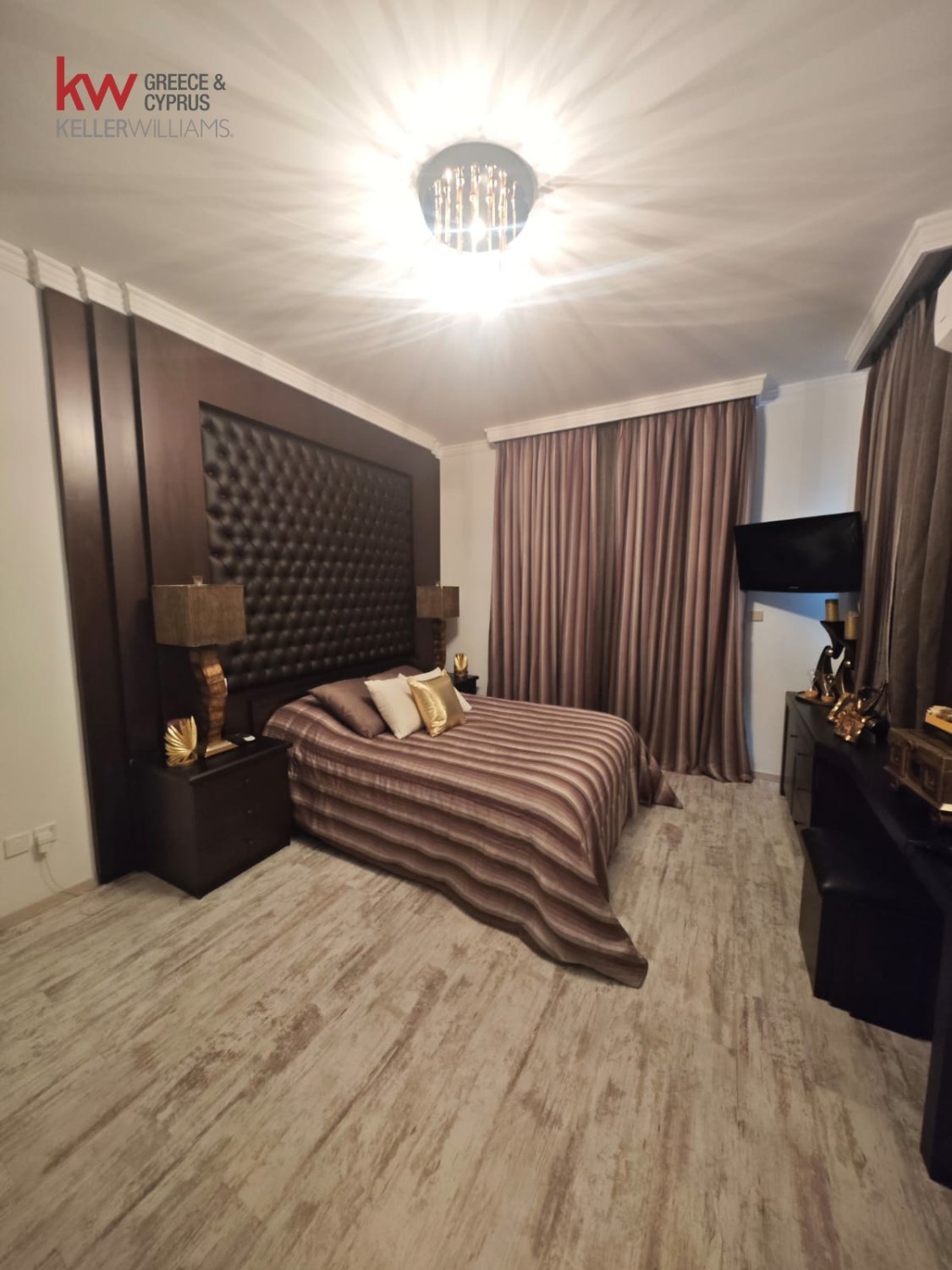 5 bedrooms Townhouse in Larnaka, Cyprus No. 40126