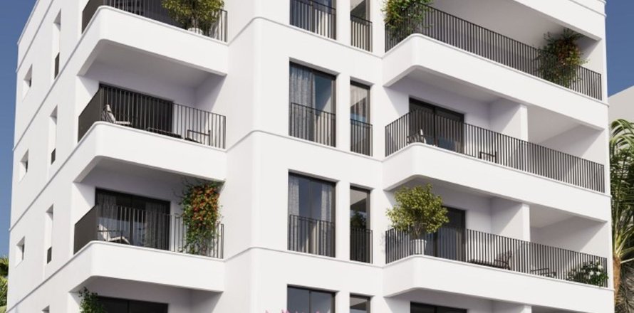 1 bedroom Apartment in Limassol,  No. 42952