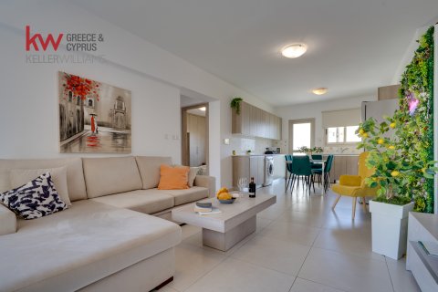 2 dormitorios Apartamento en Larnaca, Larnaka,  No. 52160 2