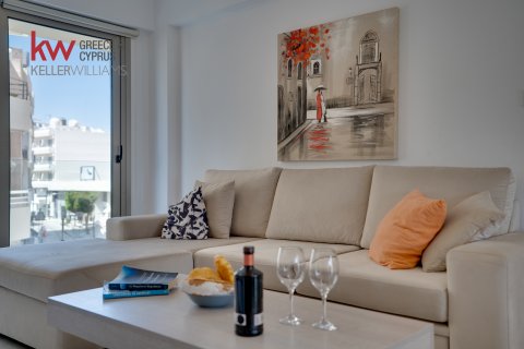 2 dormitorios Apartamento en Larnaca, Larnaka,  No. 52160 3