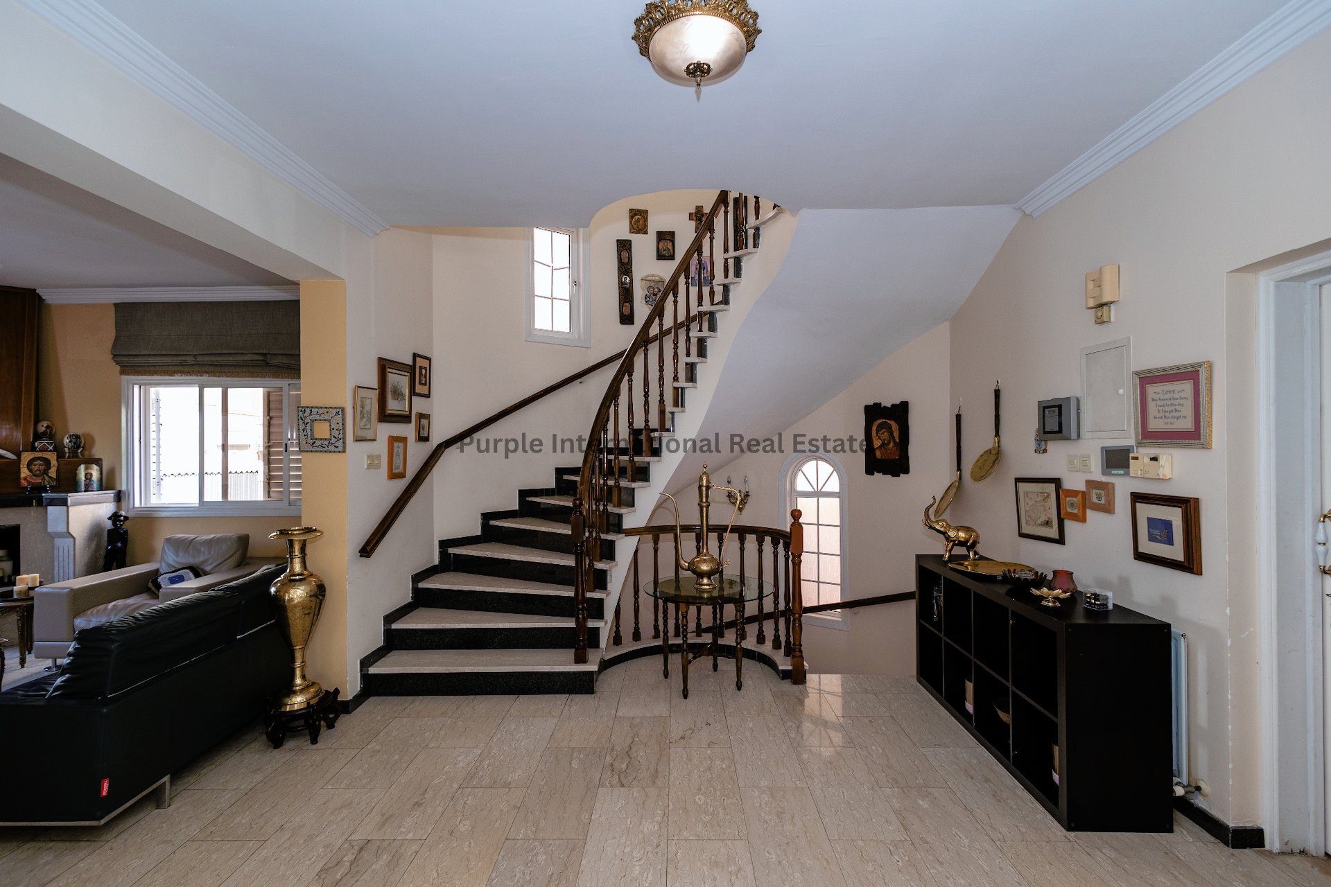 7 chambres Villa à Larnaca, Larnaka, Chypre No. 35058