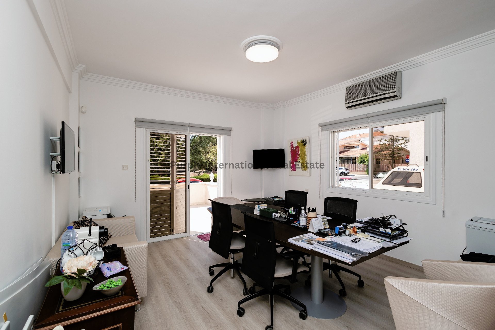 7 chambres Villa à Larnaca, Larnaka, Chypre No. 35058