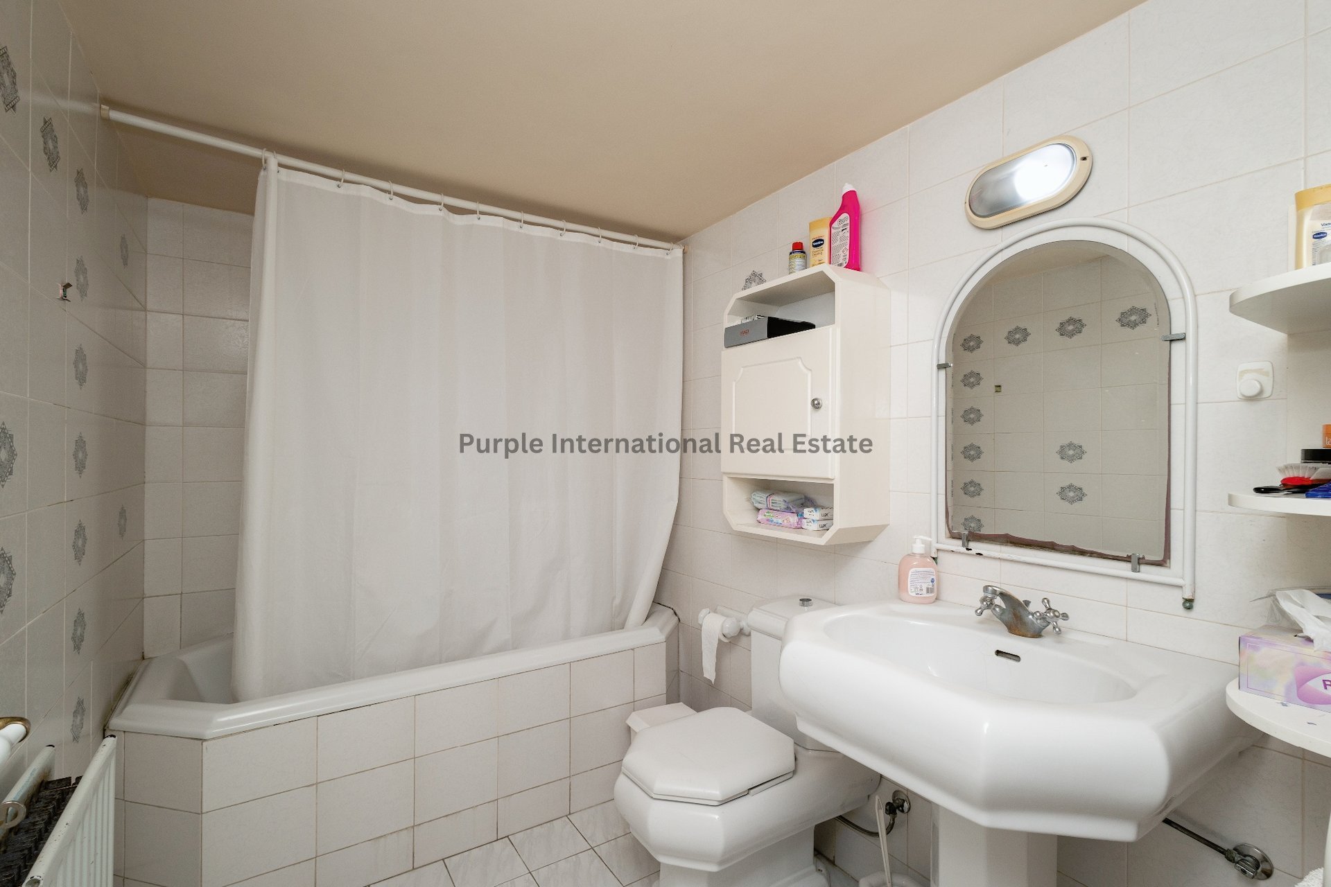 7 chambres Villa à Larnaca, Larnaka, Chypre No. 35058
