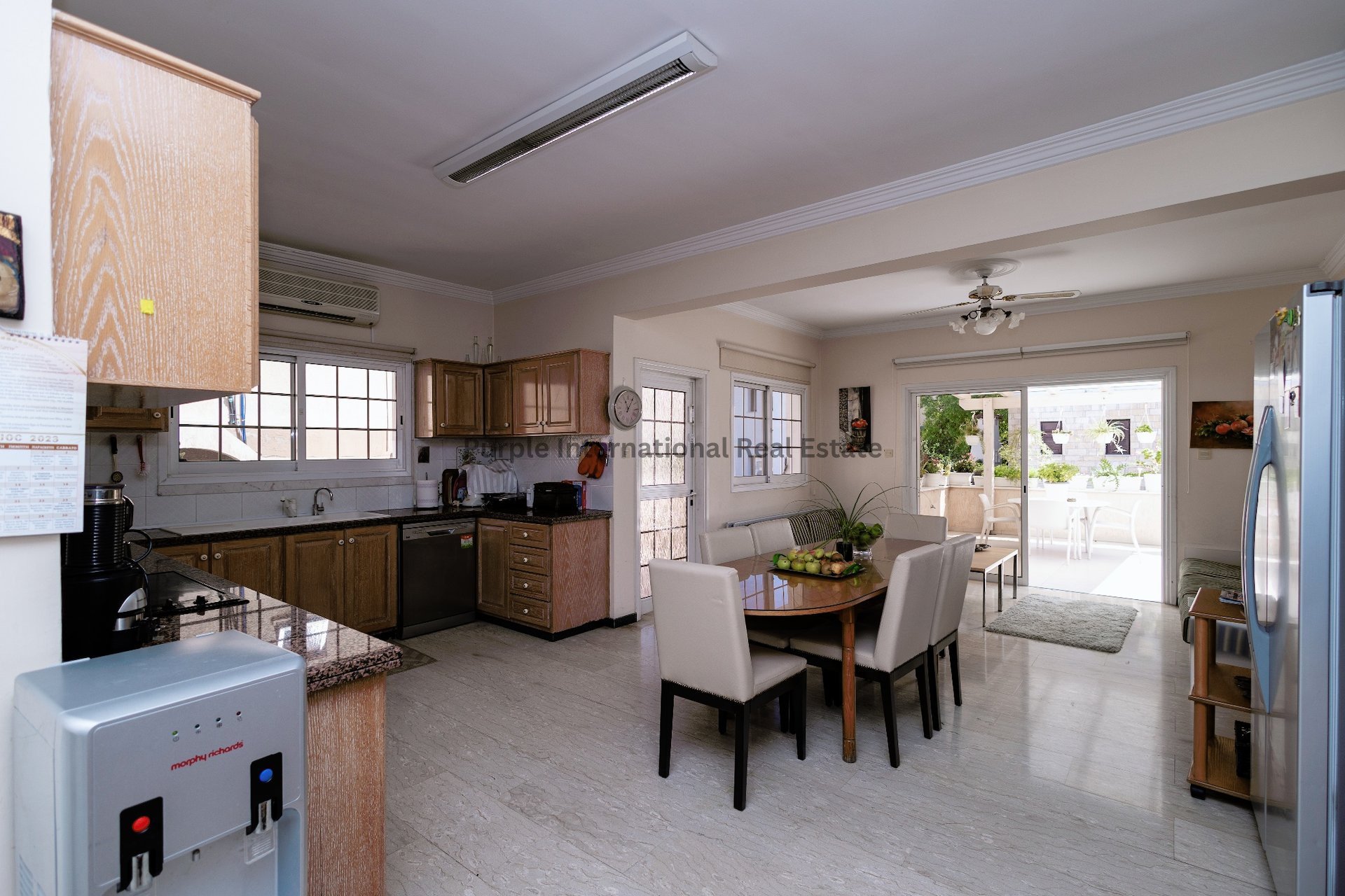 7 chambres Villa à Larnaca, Larnaka, Chypre No. 35058