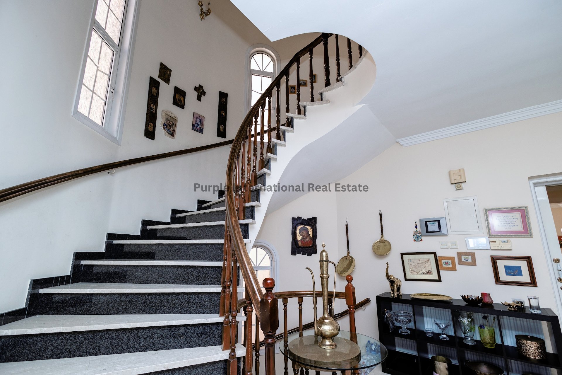 7 chambres Villa à Larnaca, Larnaka, Chypre No. 35058