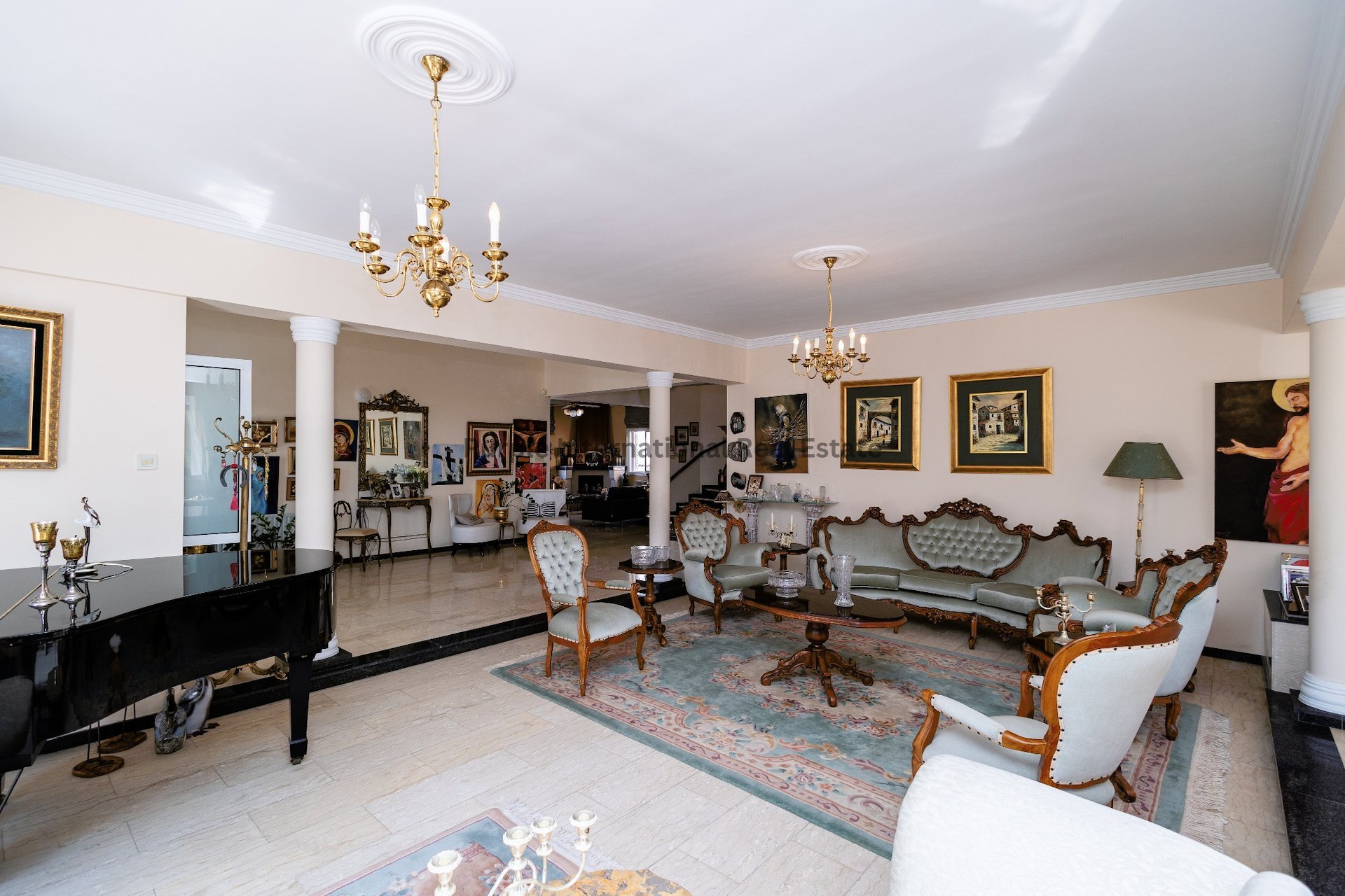7 chambres Villa à Larnaca, Larnaka, Chypre No. 35058