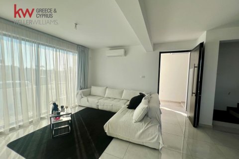 3 bedrooms Townhouse in Larnaka,  No. 40575 3