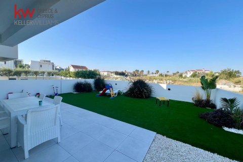 3 bedrooms Townhouse in Larnaka,  No. 40575 17