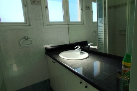 5 bedrooms Villa in Agios Georgios, Nicosia, No. 40574 21