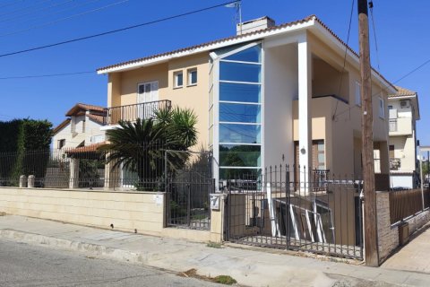 5 bedrooms Villa in Agios Georgios, Nicosia, No. 40574 2