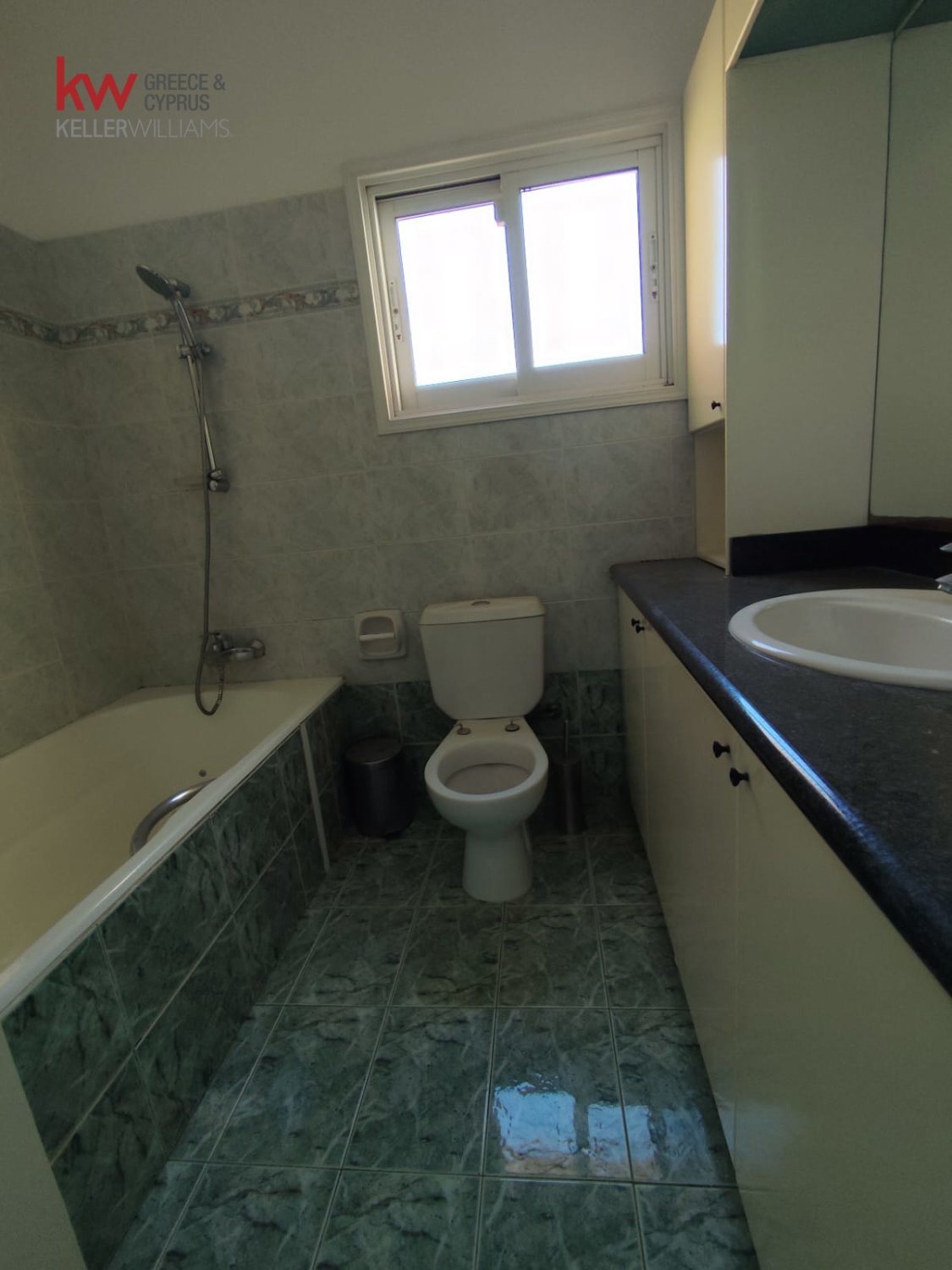 5 bedrooms Villa in Agios Georgios, Nicosia, Cyprus No. 40574