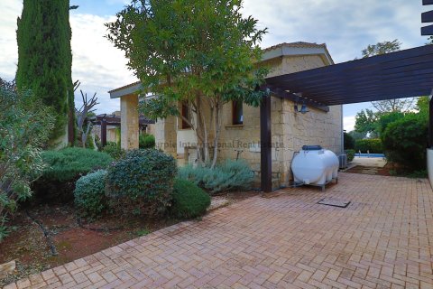 Вилла с 3 спальнями в Aphrodite Hills, Куклия, Пафос, № 39024 12