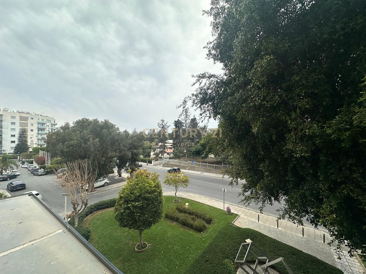 3 bedrooms Apartment in Limassol, Cyprus No. 55721