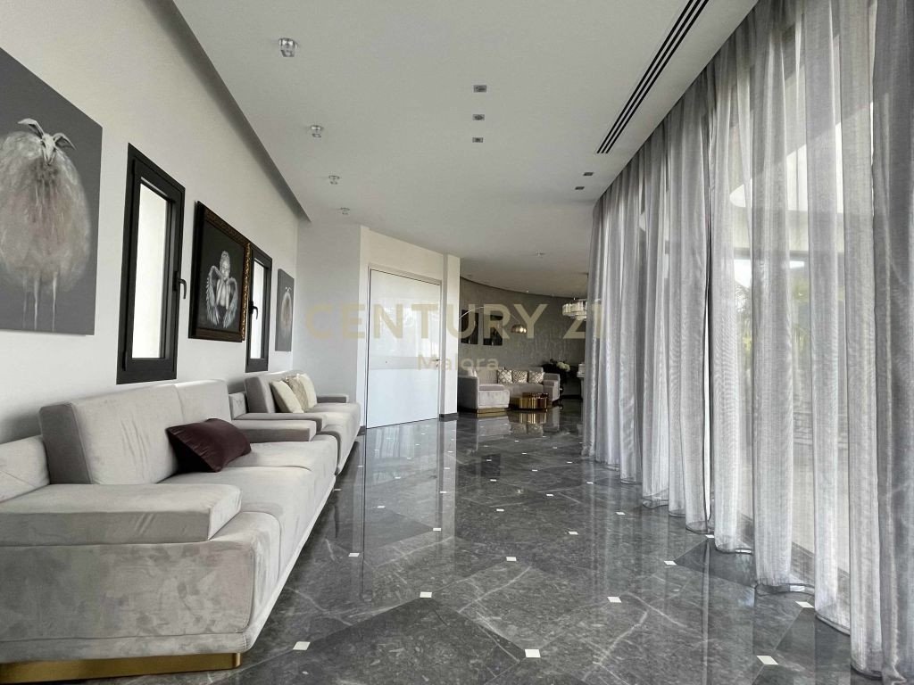 5 dormitorios Villa en Germasogeia, Limassol, Chipre No. 55723