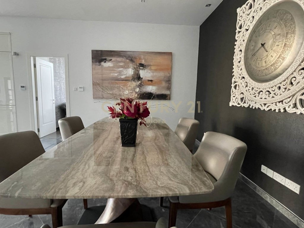 5 dormitorios Villa en Germasogeia, Limassol, Chipre No. 55723