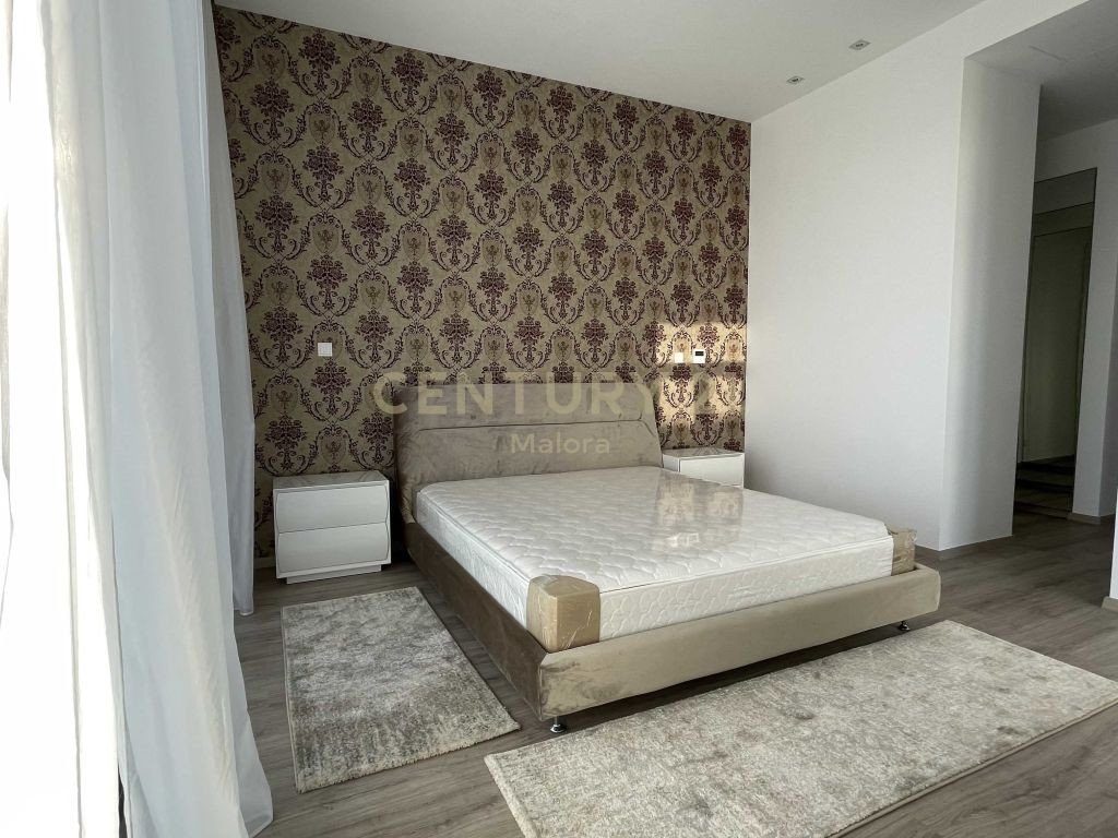 5 dormitorios Villa en Germasogeia, Limassol, Chipre No. 55723