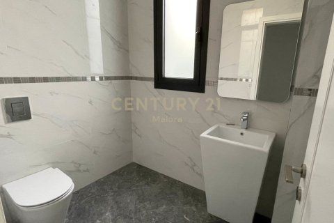 5 dormitorios Villa en Germasogeia, Limassol,  No. 55723 16
