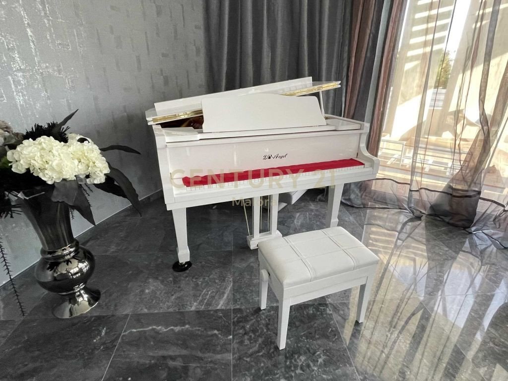5 dormitorios Villa en Germasogeia, Limassol, Chipre No. 55723