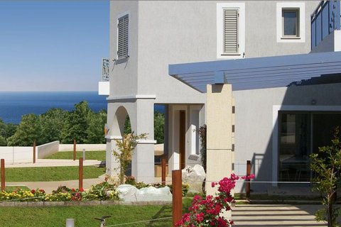 3 bedrooms Villa in Chloraka, Paphos,  No. 45200 6