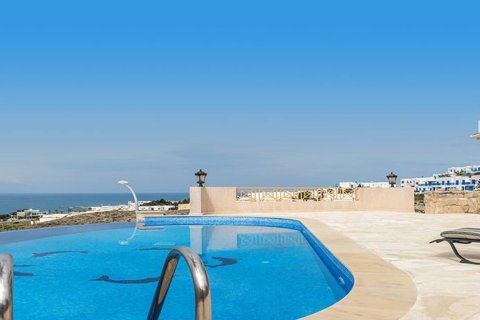 3 bedrooms Villa in Chloraka, Paphos,  No. 45200 7