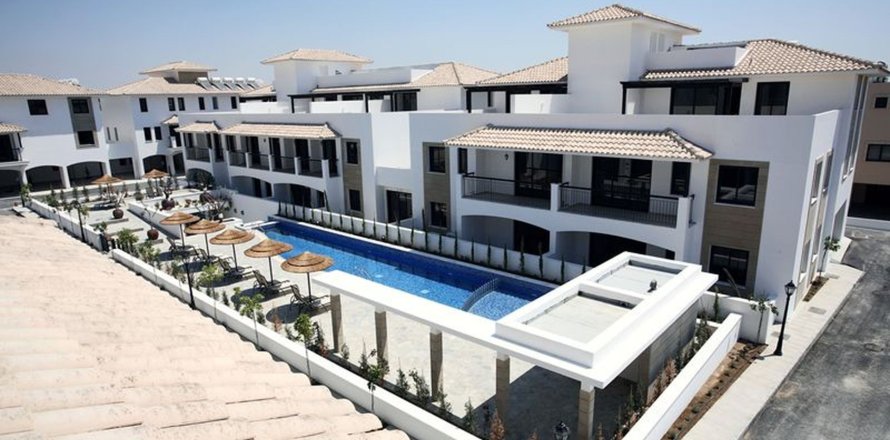 3 bedrooms Villa in Tersefanou, Larnaka,  No. 45198