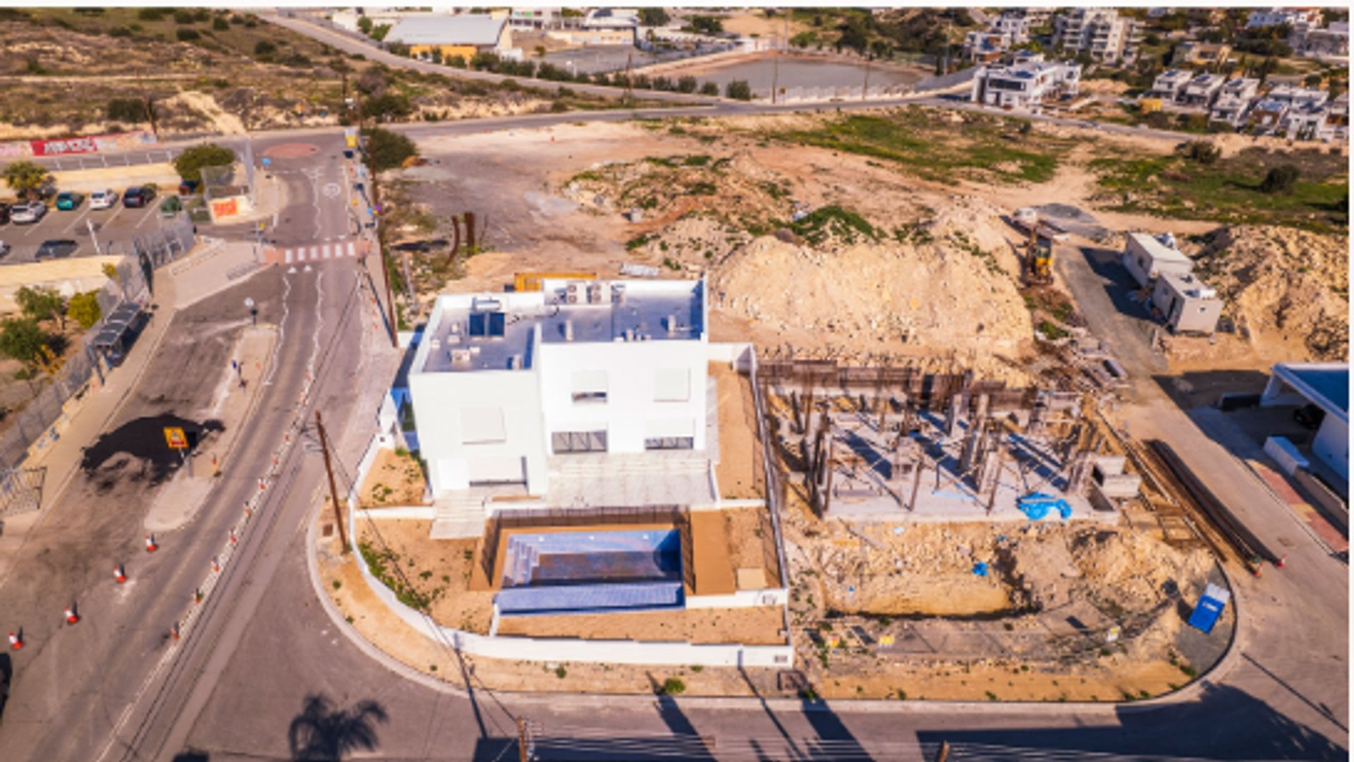4 chambres Villa à Agios Athanasios, Limassol, Chypre No. 28912